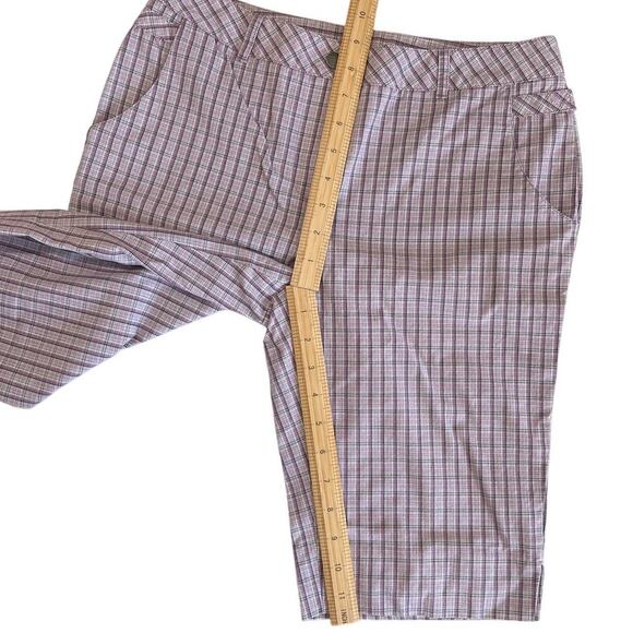 Annika Cutter & Buck Purple Plaid Golf Shorts Women's Size 4 Midrise 12" Inseam - Picture 8 of 8